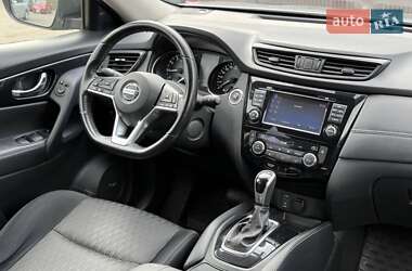 Позашляховик / Кросовер Nissan X-Trail 2020 в 