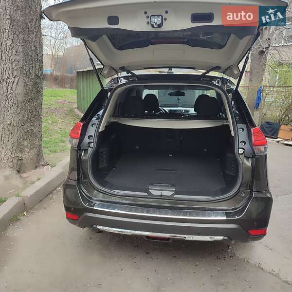 Позашляховик / Кросовер Nissan X-Trail 2019 в Запоріжжі