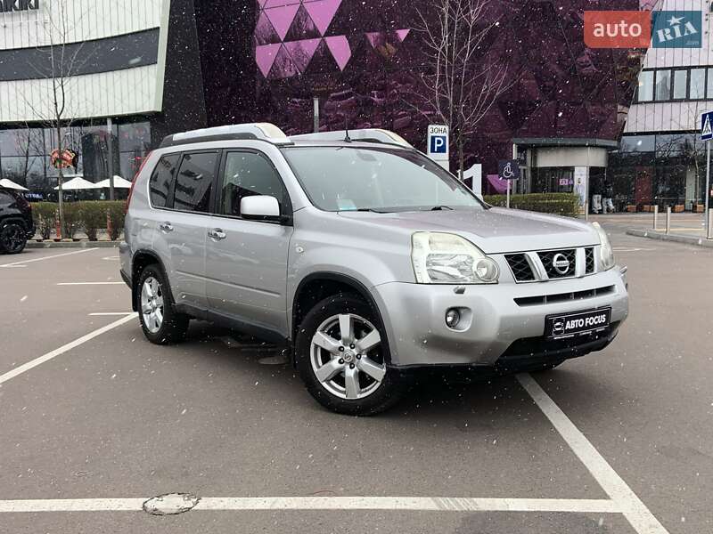 Внедорожник / Кроссовер Nissan X-Trail 2008 в 
