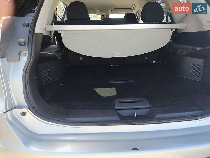 Внедорожник / Кроссовер Nissan X-Trail 2014 в Житомире