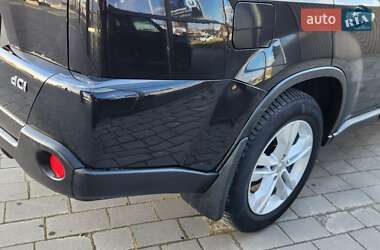 Позашляховик / Кросовер Nissan X-Trail 2012 в 