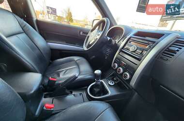Позашляховик / Кросовер Nissan X-Trail 2012 в 
