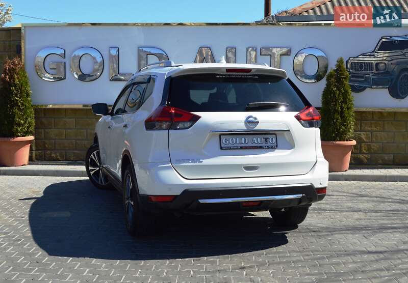 Внедорожник / Кроссовер Nissan X-Trail 2017 в Одессе
