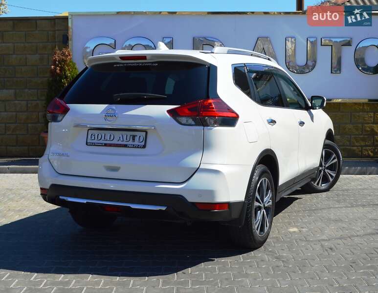 Внедорожник / Кроссовер Nissan X-Trail 2017 в Одессе