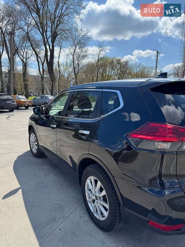 Внедорожник / Кроссовер Nissan X-Trail 2018 в Синельниково