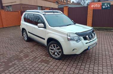 Внедорожник / Кроссовер Nissan X-Trail 2012 в 