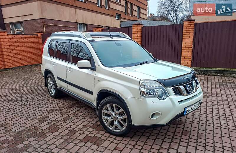 Nissan X-Trail 2012