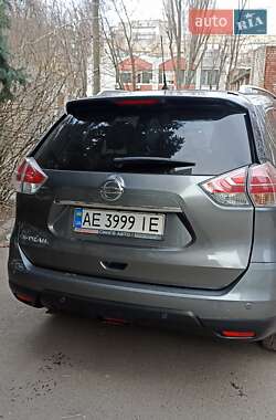 Позашляховик / Кросовер Nissan X-Trail 2017 в 