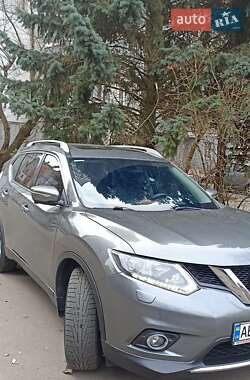 Позашляховик / Кросовер Nissan X-Trail 2017 в 