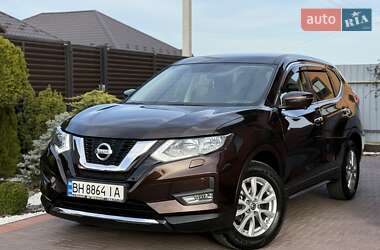Позашляховик / Кросовер Nissan X-Trail 2018 в 