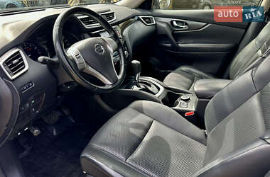 Внедорожник / Кроссовер Nissan X-Trail 2014 в 