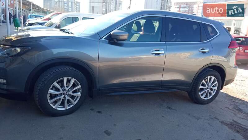 Внедорожник / Кроссовер Nissan X-Trail 2021 в Львове
