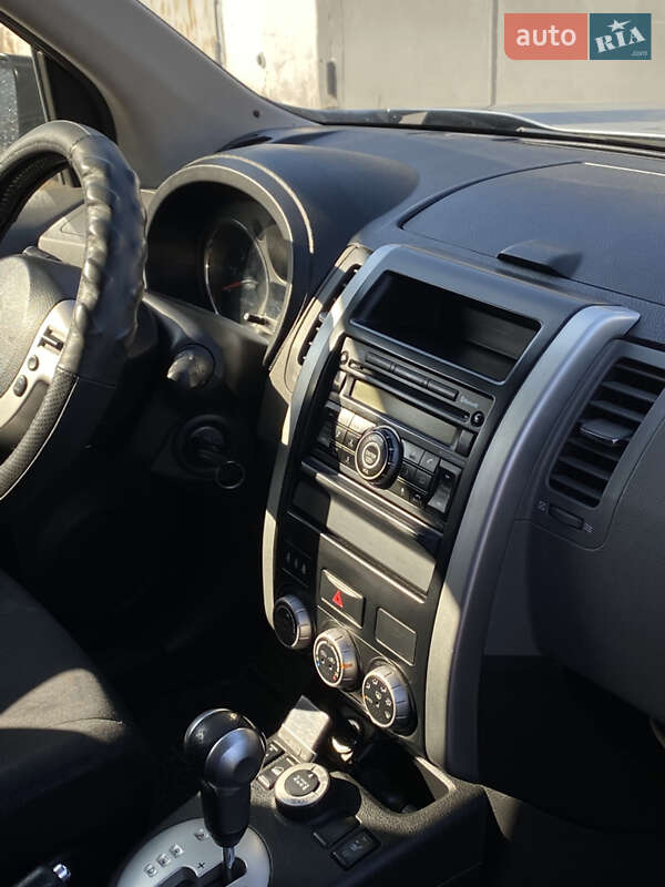 Позашляховик / Кросовер Nissan X-Trail 2008 в Малині