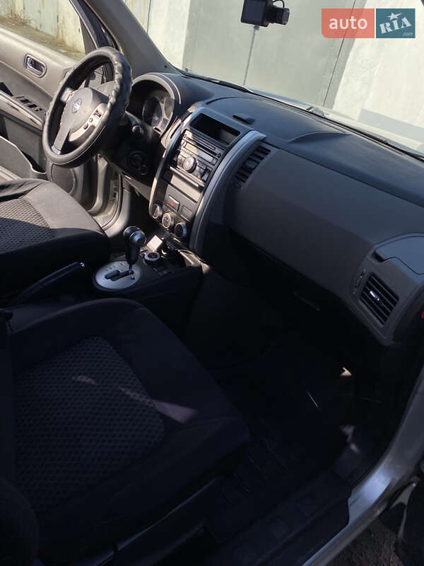 Позашляховик / Кросовер Nissan X-Trail 2008 в Малині