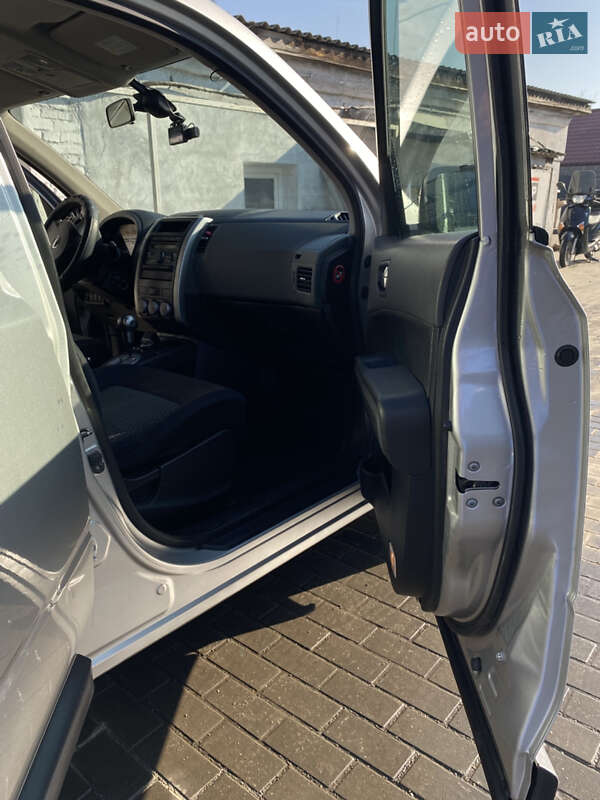 Позашляховик / Кросовер Nissan X-Trail 2008 в Малині