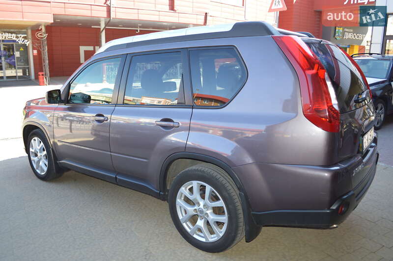 Внедорожник / Кроссовер Nissan X-Trail 2012 в Львове