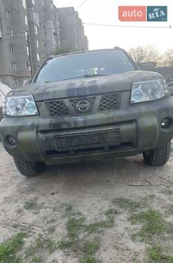 Позашляховик / Кросовер Nissan X-Trail 2005 в 