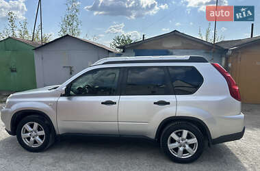 Внедорожник / Кроссовер Nissan X-Trail 2010 в 