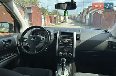 Внедорожник / Кроссовер Nissan X-Trail 2010 в 