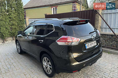 Позашляховик / Кросовер Nissan X-Trail 2017 в 