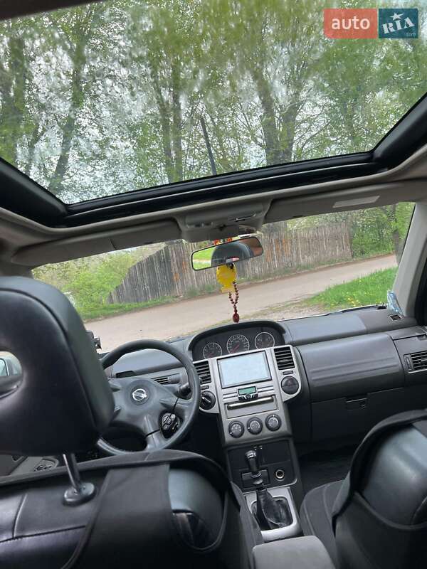 Внедорожник / Кроссовер Nissan X-Trail 2005 в Надворной