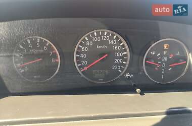 Позашляховик / Кросовер Nissan X-Trail 2005 в 