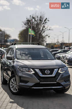 Позашляховик / Кросовер Nissan X-Trail 2021 в 