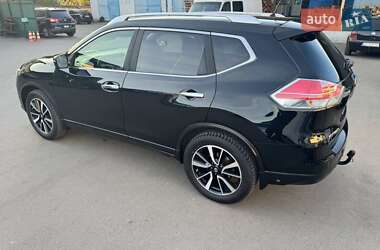 Внедорожник / Кроссовер Nissan X-Trail 2015 в 