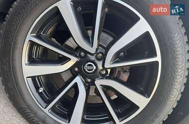 Внедорожник / Кроссовер Nissan X-Trail 2015 в 