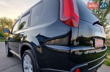 Позашляховик / Кросовер Nissan X-Trail 2012 в 