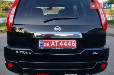 Позашляховик / Кросовер Nissan X-Trail 2012 в 