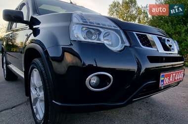 Позашляховик / Кросовер Nissan X-Trail 2012 в 