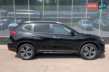 Позашляховик / Кросовер Nissan X-Trail 2021 в 