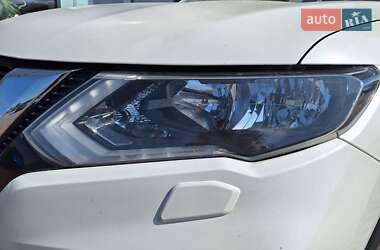 Позашляховик / Кросовер Nissan X-Trail 2018 в 