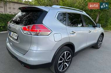 Позашляховик / Кросовер Nissan X-Trail 2015 в Львові