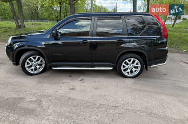 Внедорожник / Кроссовер Nissan X-Trail 2012 в 