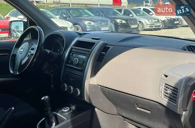 Позашляховик / Кросовер Nissan X-Trail 2007 в 