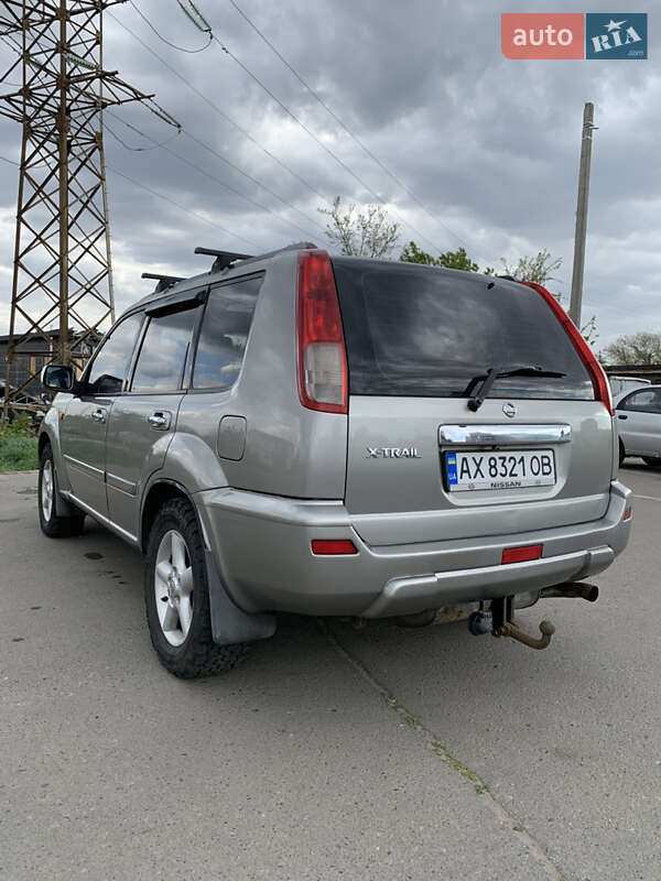Позашляховик / Кросовер Nissan X-Trail 2002 в Харкові