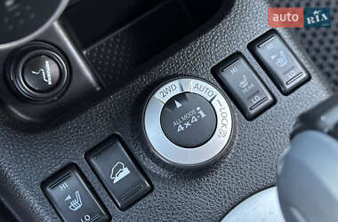 Позашляховик / Кросовер Nissan X-Trail 2011 в 