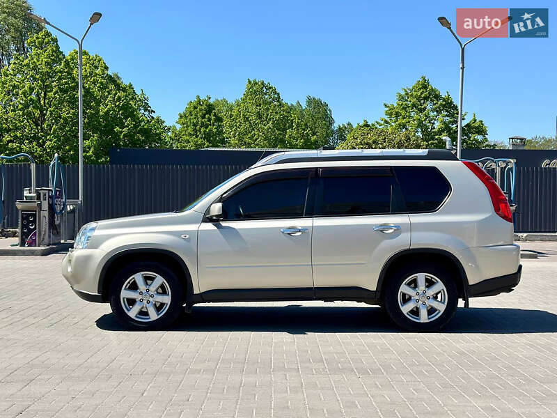 Внедорожник / Кроссовер Nissan X-Trail 2008 в Днепре