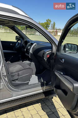 Позашляховик / Кросовер Nissan X-Trail 2011 в 