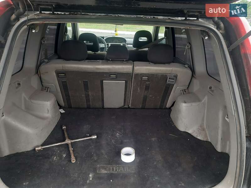 Внедорожник / Кроссовер Nissan X-Trail 2004 в Харькове