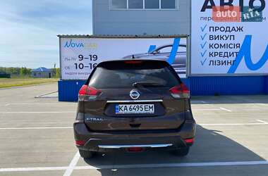 Внедорожник / Кроссовер Nissan X-Trail 2018 в 