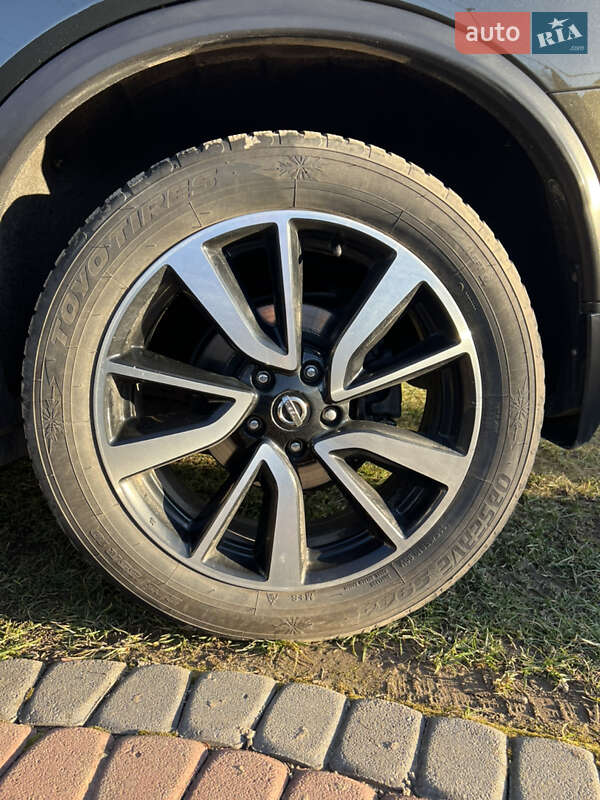Позашляховик / Кросовер Nissan X-Trail 2017 в Коломиї
