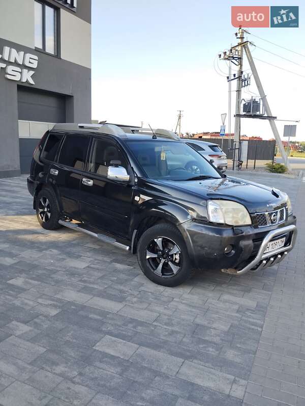 Позашляховик / Кросовер Nissan X-Trail 2005 в Луцьку