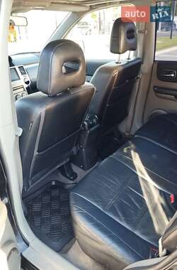 Позашляховик / Кросовер Nissan X-Trail 2005 в 