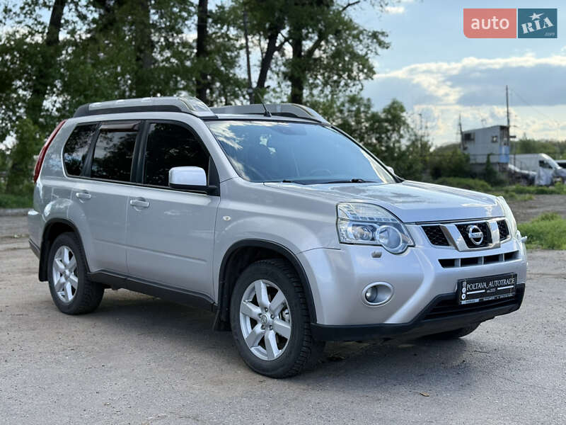 Внедорожник / Кроссовер Nissan X-Trail 2011 в Полтаве