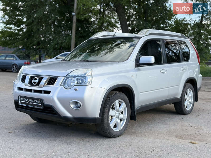 Внедорожник / Кроссовер Nissan X-Trail 2011 в Полтаве