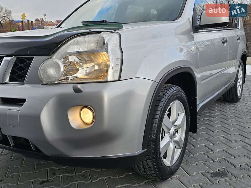 Внедорожник / Кроссовер Nissan X-Trail 2010 в Житомире