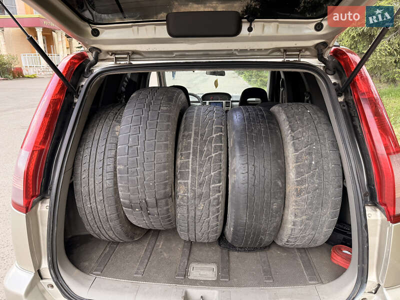 Внедорожник / Кроссовер Nissan X-Trail 2006 в Тернополе